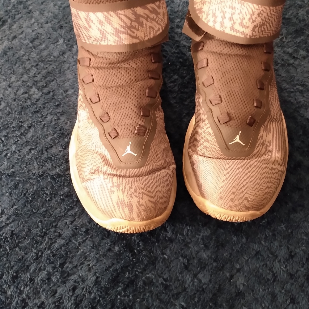 Mens shoes